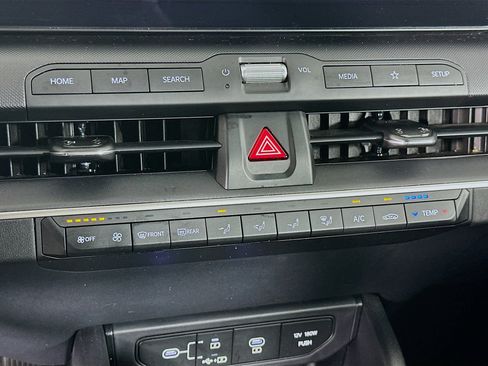 Used 2025 Kia K4 FWD image 24