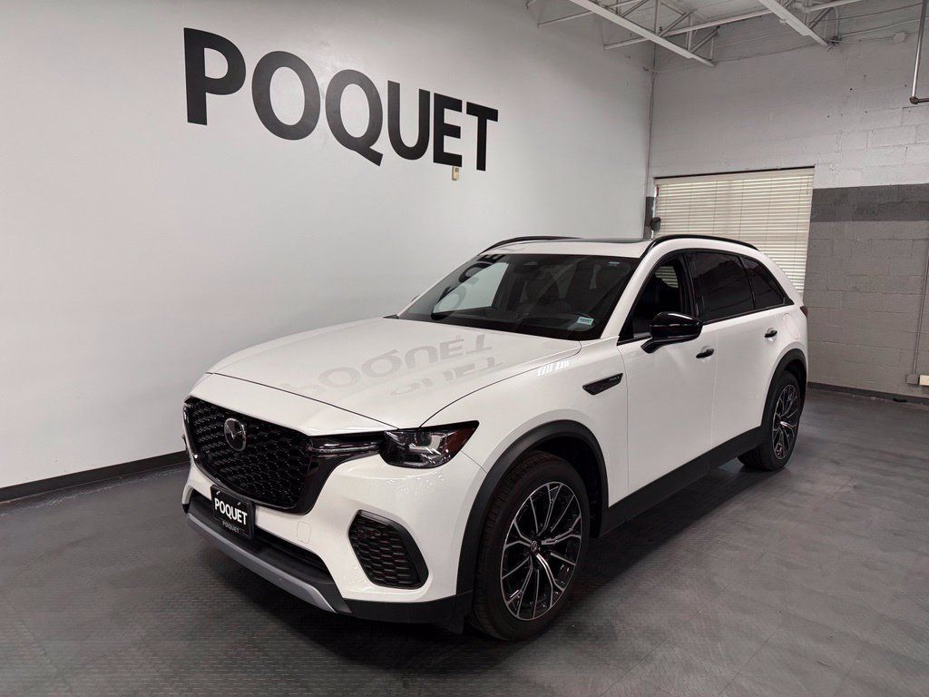 Used 2025 MAZDA CX-70 Plug-In Hybrid w/ Premium Plus AWD/4WD image 2