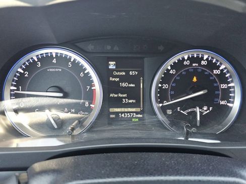 Used 2017 Toyota Highlander XLE w/ Carpet Mat Package AWD/4WD image 31