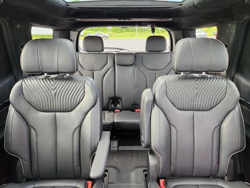Used 2024 Hyundai Palisade Calligraphy AWD/4WD image 11