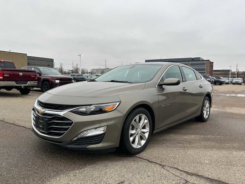 Used 2020 Chevrolet Malibu LT image 4