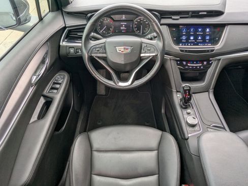 Used 2022 Cadillac XT6 Luxury image 15