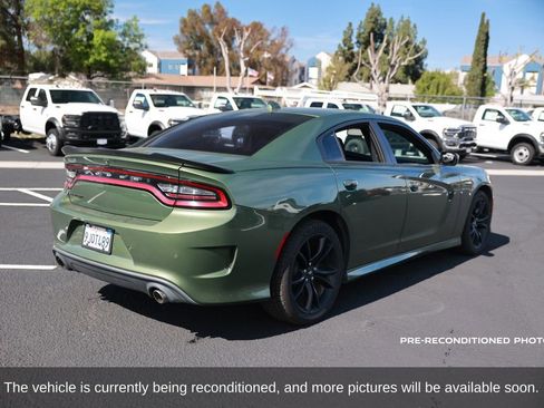 Used 2018 Dodge Charger SXT Plus w/ Blacktop Package image 6