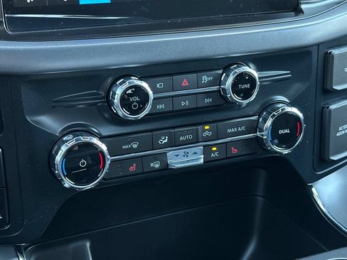 New 2026 Ford F150 XLT w/ Equipment Group 302A MID AWD/4WD image 19
