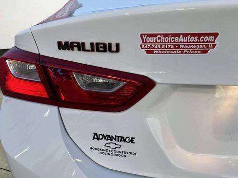Used 2018 Chevrolet Malibu LT w/ Redline Edition image 34