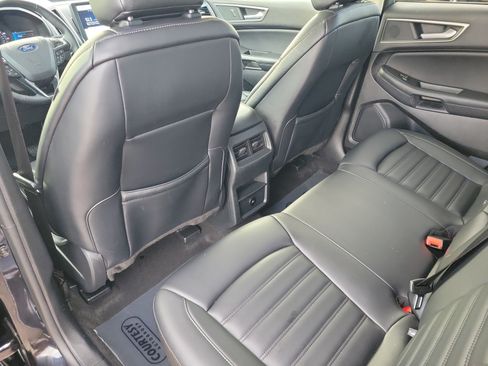 Used 2024 Ford Edge SEL image 10
