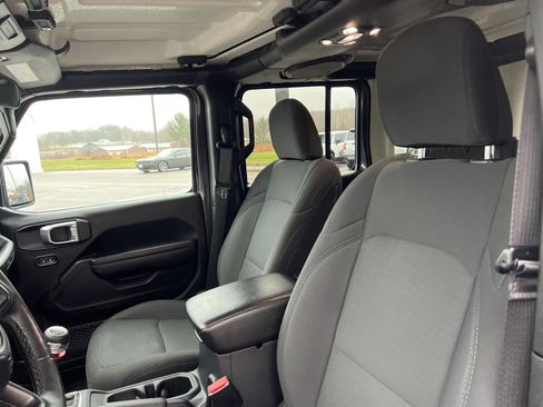 Used 2021 Jeep Wrangler Unlimited Sport S image 21