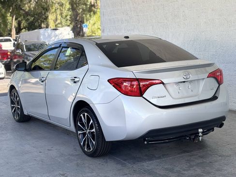 Used 2019 Toyota Corolla SE w/ SE Premium Package FWD image 7