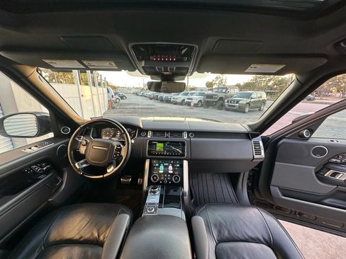 Used 2019 Land Rover Range Rover Long Wheelbase Autobiography AWD/4WD image 19