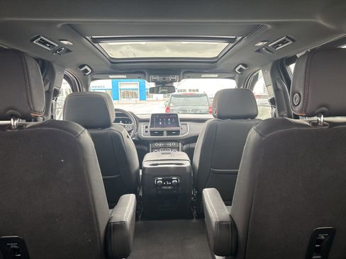 Used 2023 GMC Yukon AT4 image 8