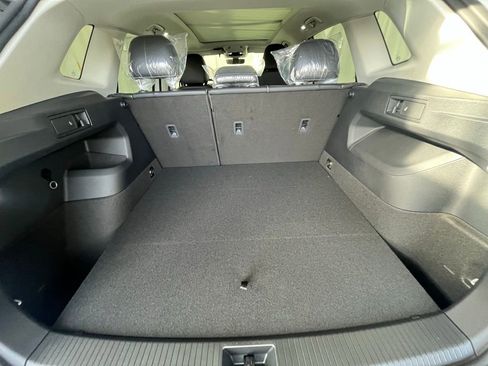 New 2026 Volkswagen Tiguan SE image 26