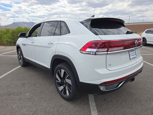 New 2025 Volkswagen Atlas Cross Sport SE FWD image 3