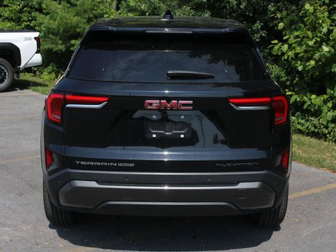 Used 2026 GMC Terrain Elevation AWD/4WD image 6