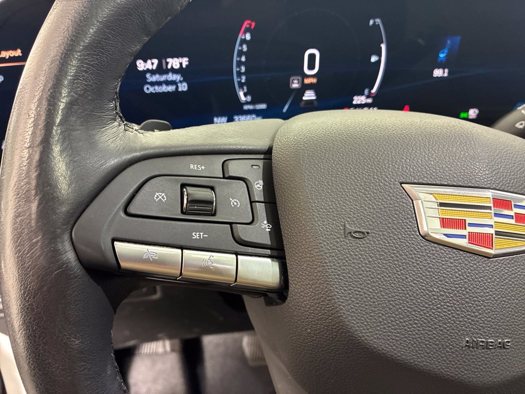 Used 2024 Cadillac XT4 Premium Luxury FWD image 16
