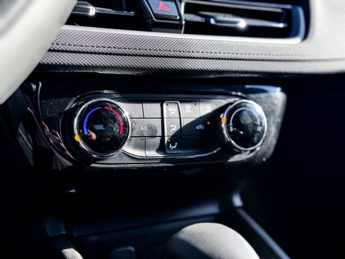 Used 2025 Chevrolet TrailBlazer LT image 19