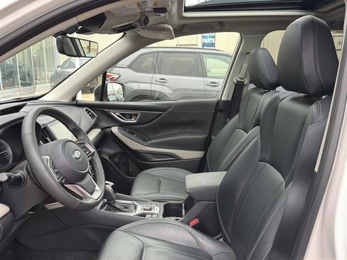 Used 2024 Subaru Forester Limited image 25