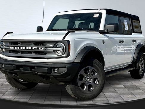 Certified 2023 Ford Bronco Big Bend image 2