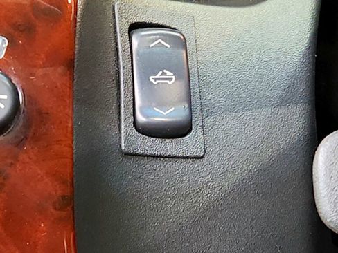 Used 2007 Chevrolet Corvette Convertible w/ Preferred Equipment Group image 16