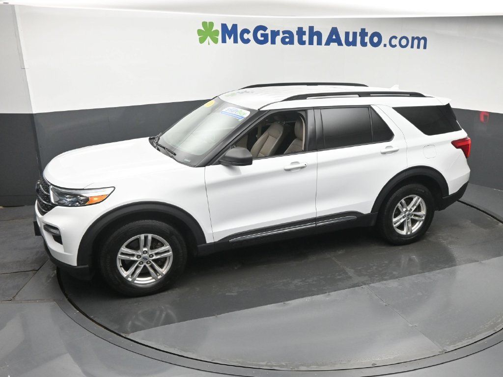 Used 2020 Ford Explorer XLT w/ Equipment Group 202A AWD/4WD image 23