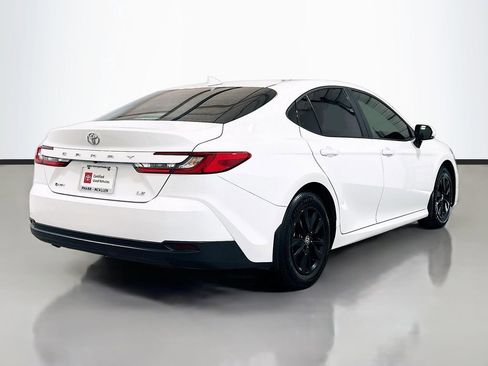 Used 2025 Toyota Camry LE w/ Convenience Package FWD image 3