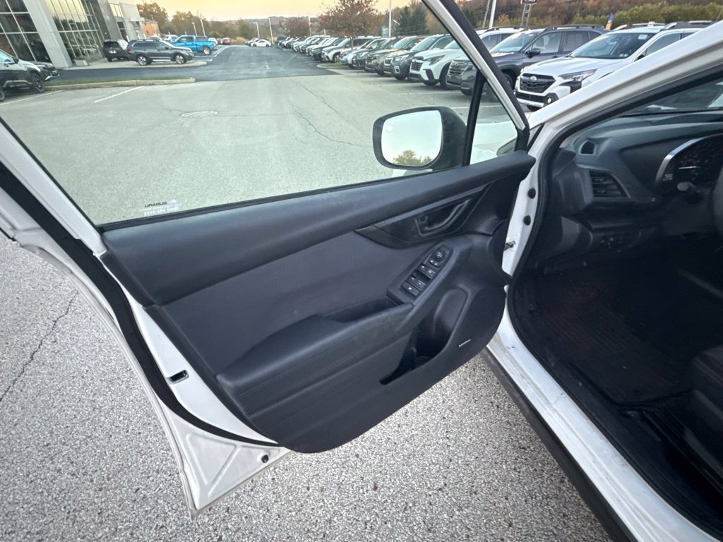 Used 2018 Subaru Crosstrek 2.0i Premium AWD/4WD image 14