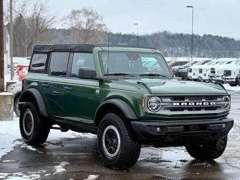 Used 2023 Ford Bronco Big Bend w/ Sasquatch Package image 33