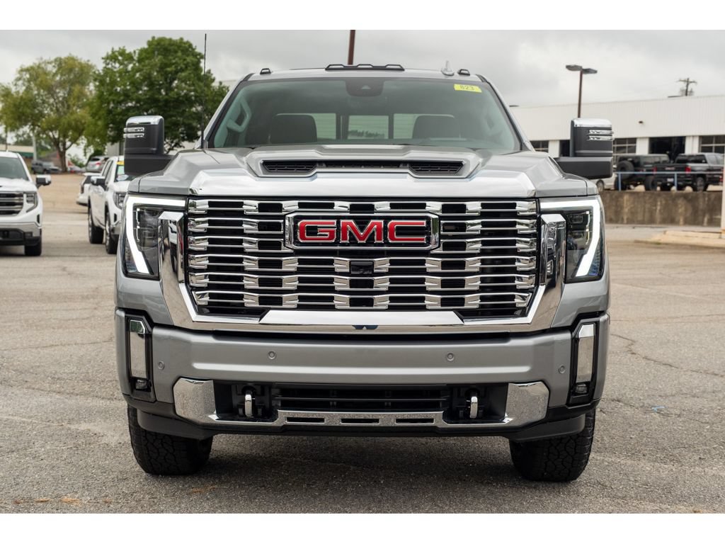New 2026 GMC Sierra 2500 Denali w/ Denali Reserve Package AWD/4WD image 3