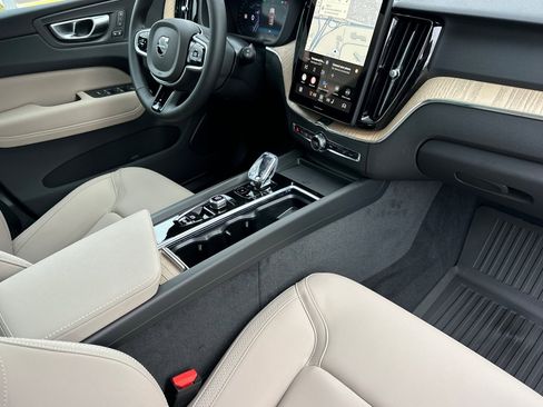 New 2026 Volvo XC60 B5 Plus w/ Protection Package Premier image 15