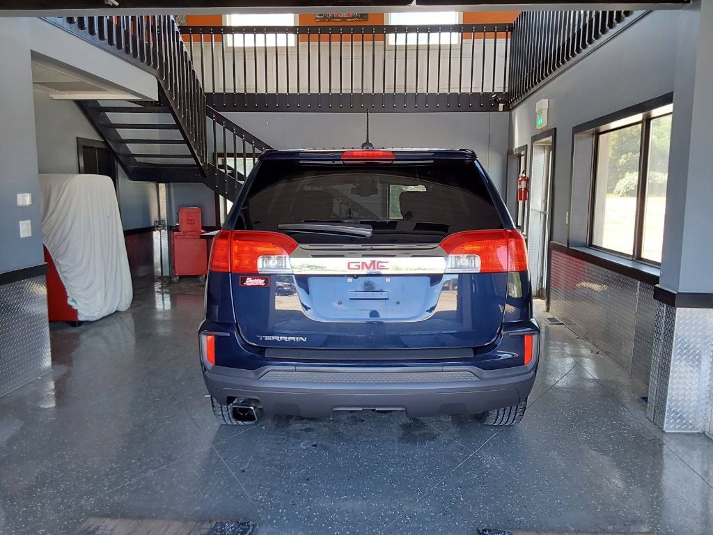 Used 2017 GMC Terrain SLE FWD image 11