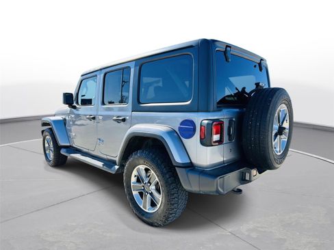 Used 2019 Jeep Wrangler Unlimited Sahara image 30