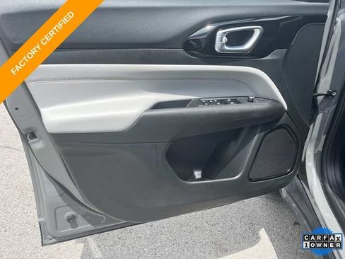 Certified 2023 Jeep Compass Limited AWD/4WD image 24