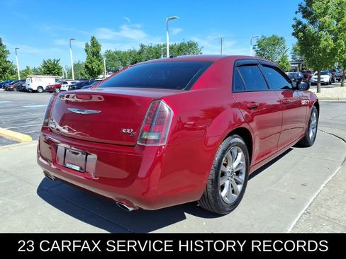 Used 2014 Chrysler 300 S AWD/4WD image 7
