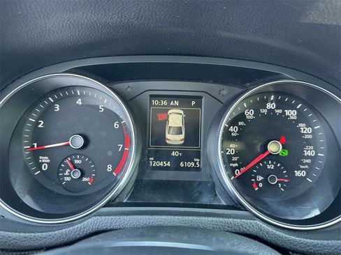 Used 2019 Volkswagen Passat 2.0T SE R-Line image 24