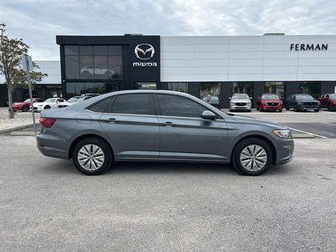 Used 2020 Volkswagen Jetta S image 9