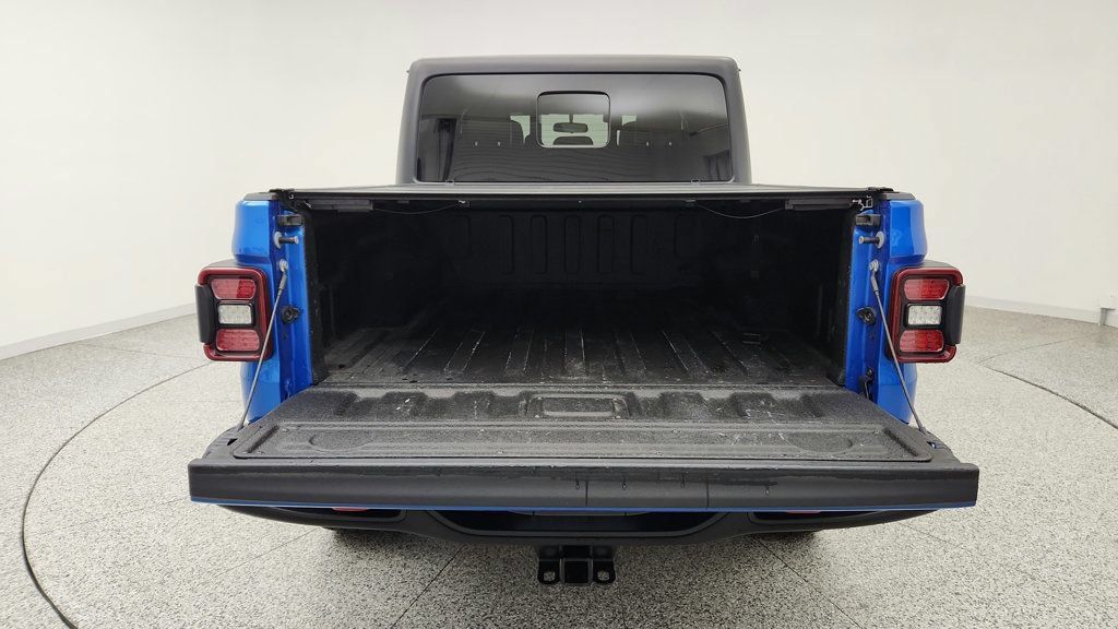 Used 2021 Jeep Gladiator Rubicon w/ LED Lighting Group AWD/4WD image 21