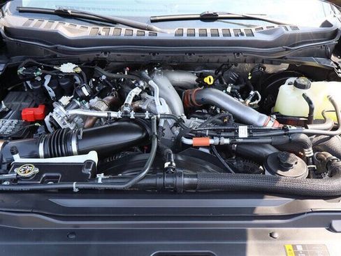 Used 2024 Ford F350 Platinum w/ Tremor Off-Road Package AWD/4WD image 10