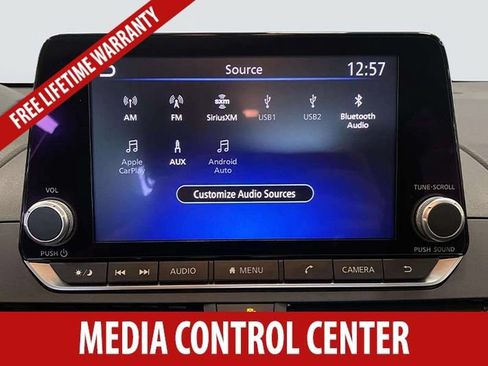 Used 2025 Nissan Altima 2.5 SV AWD/4WD image 13