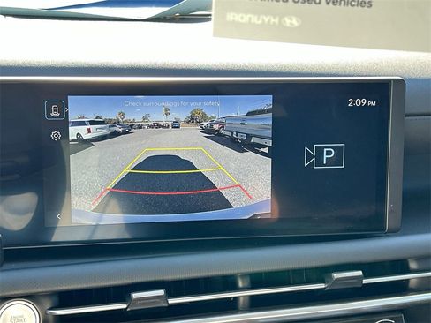 New 2025 Hyundai Tucson SEL image 16