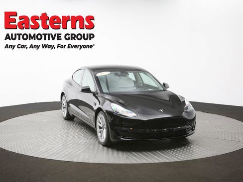 Used 2022 Tesla Model 3 image 45