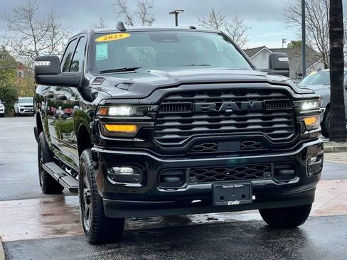 Used 2025 RAM 2500 Big Horn image 9