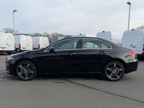 Used 2022 Mercedes-Benz A 220 4MATIC image 4