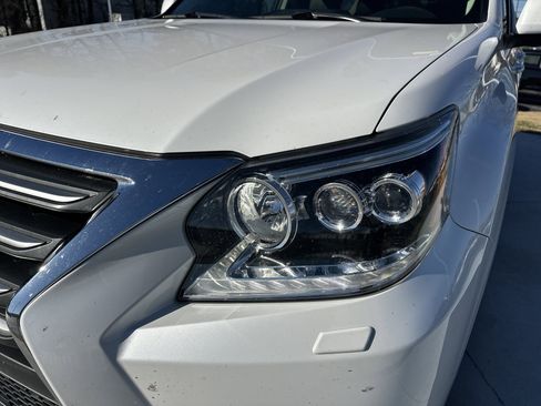 Used 2017 Lexus GX 460 Premium image 6