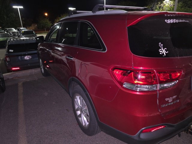 Used 2017 Kia Sorento AWD image 7