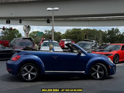 Used 2013 Volkswagen Beetle 2.0T FWD image 7