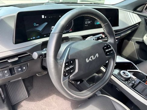 Certified 2024 Kia EV6 GT-Line AWD/4WD image 8