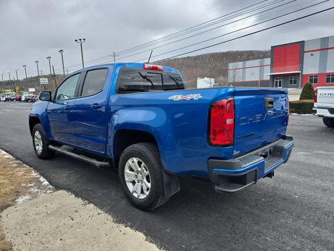 Used 2022 Chevrolet Colorado LT w/ LT Convenience Package image 6