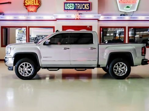 Used 2017 GMC Sierra 1500 SLT image 12