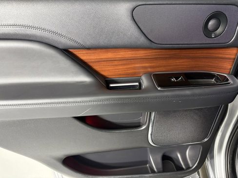 Used 2023 Lincoln Navigator Reserve image 39