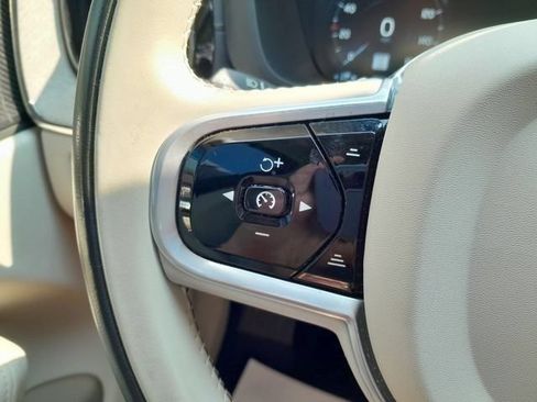 Used 2021 Volvo XC60 T8 Inscription w/ Advanced Package AWD/4WD image 14