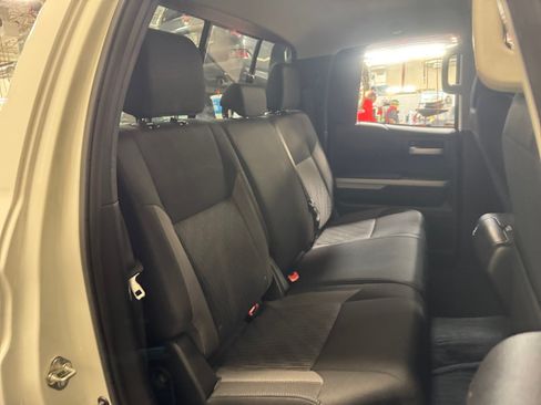 Used 2016 Toyota Tundra SR5 w/ TRD Off Road Package AWD/4WD image 18